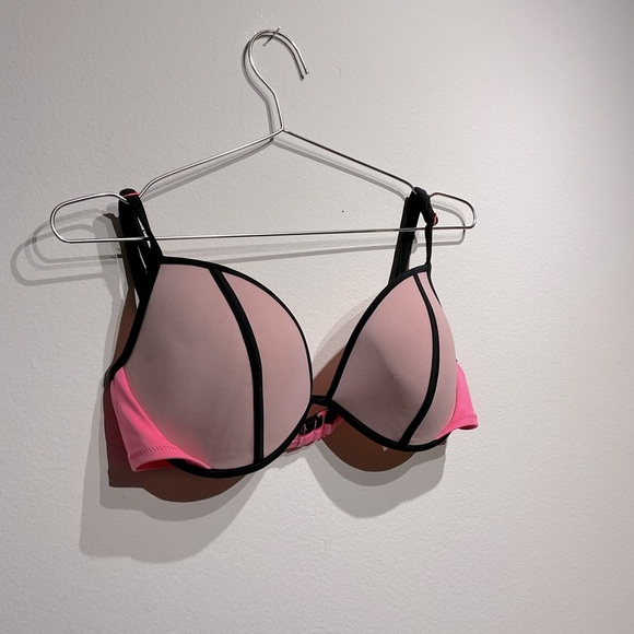 Victoria’s Secret Swim 36D Bring Pink Swim Top Y2K 2000’s Bathing Suit - Picture 8 of 10